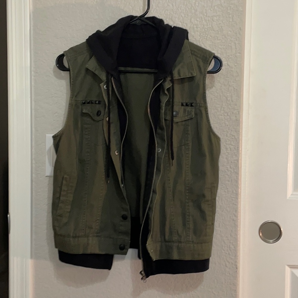 Green Vest with attached Hood: Women’s size Large